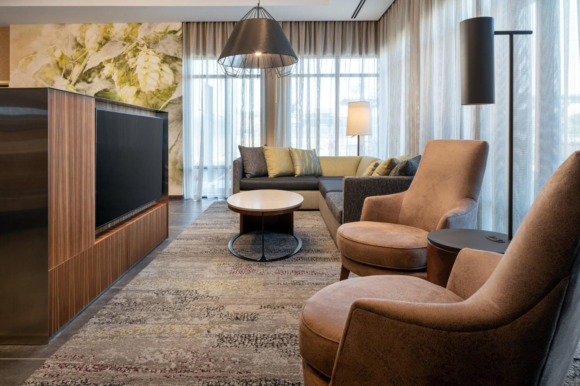 Courtyard By Marriott Petaluma Sonoma County Ξενοδοχείο Εξωτερικό φωτογραφία