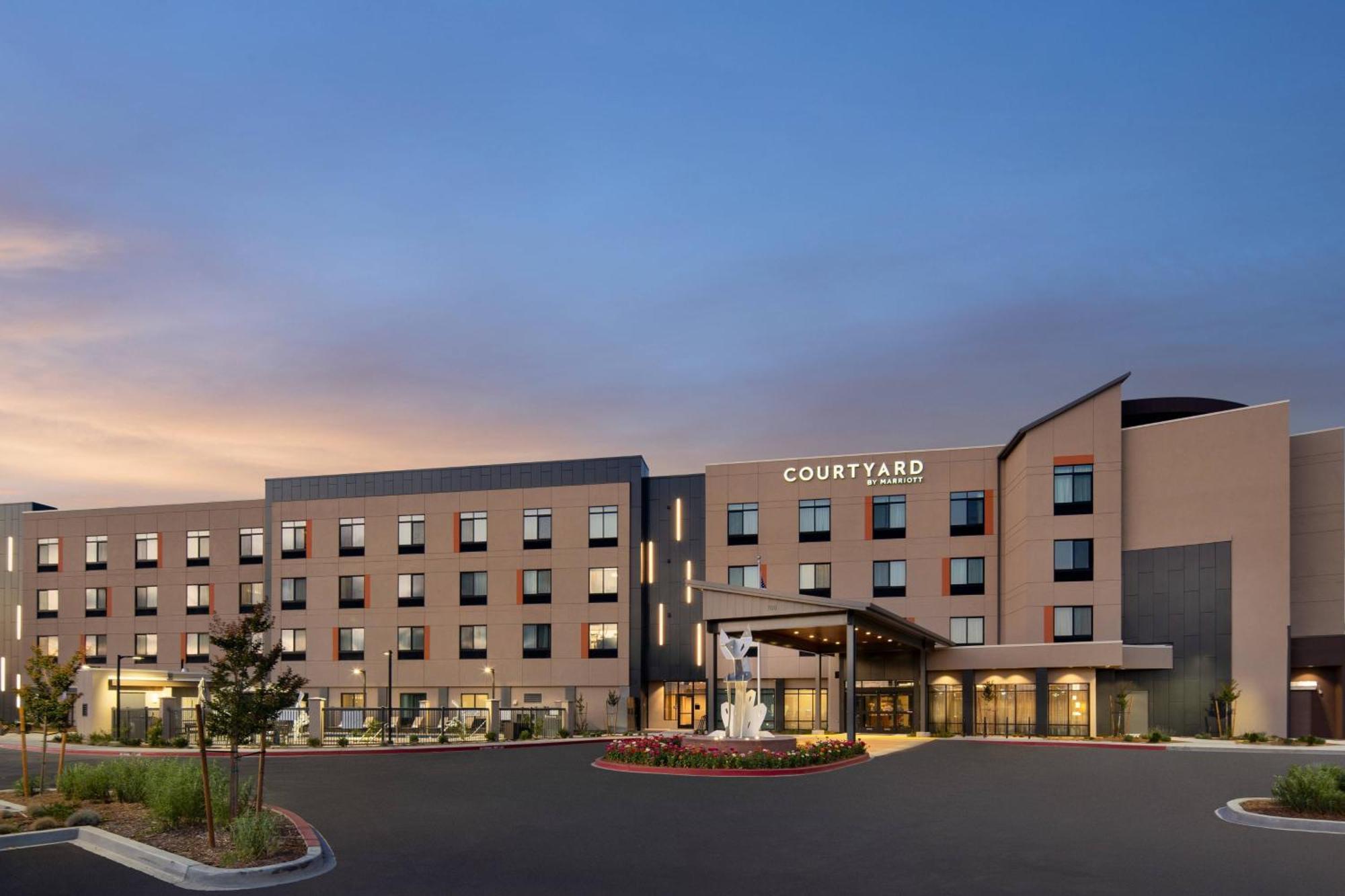 Courtyard By Marriott Petaluma Sonoma County Ξενοδοχείο Εξωτερικό φωτογραφία